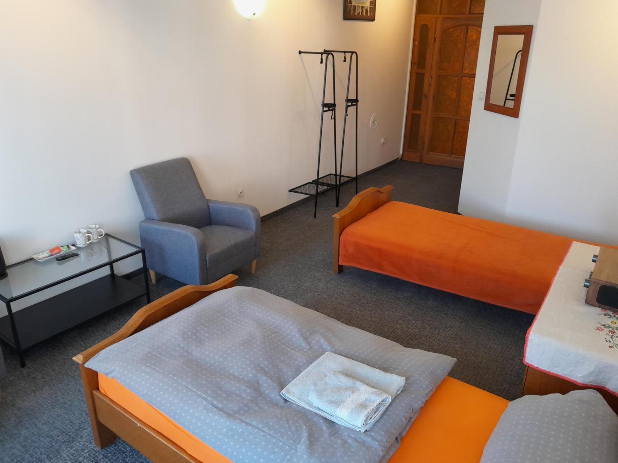 ורוצלב Academus Pub & Guest House מראה חיצוני תמונה