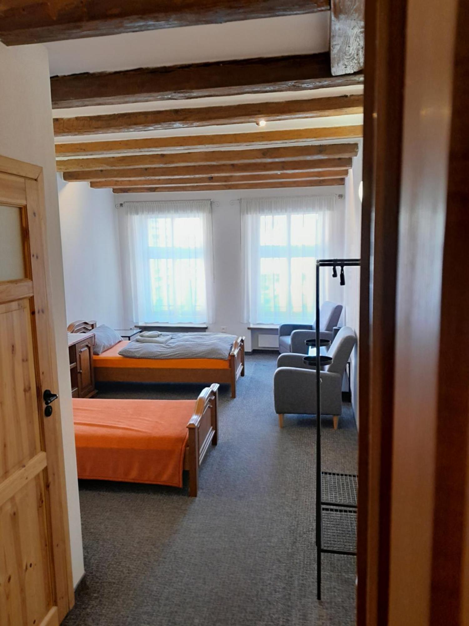 ורוצלב Academus Pub & Guest House מראה חיצוני תמונה
