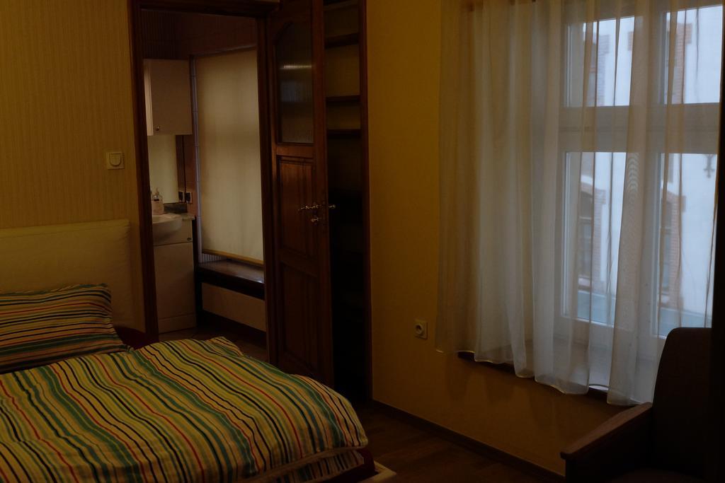 ורוצלב Academus Pub & Guest House מראה חיצוני תמונה